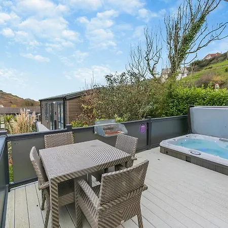 Mullion Cove Coastal Retreat Vakantiepark Mullion