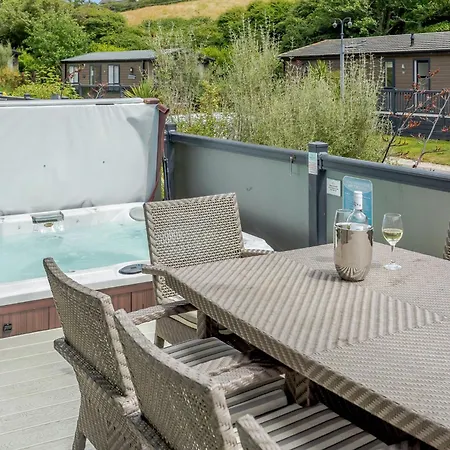 Holiday park Mullion Cove Coastal Retreat *